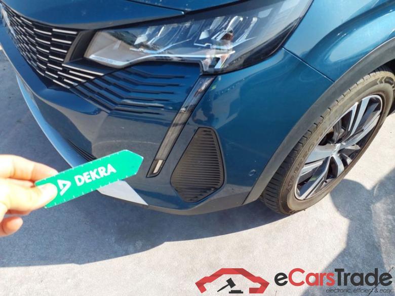 PEUGEOT 3008 1.2 PureTech 130CV AUT Allure #6