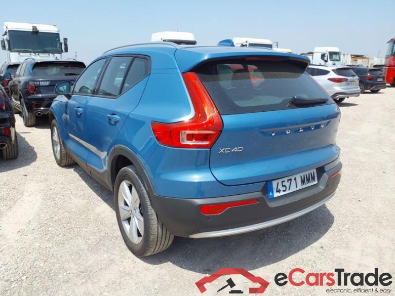 VOLVO XC40 2.0 B3 163CV AUT Core #2