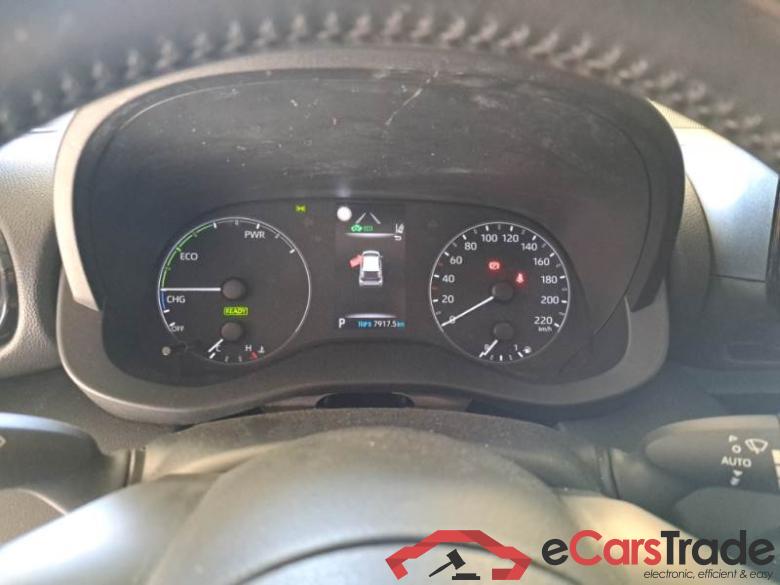 Toyota 1 TOYOTA YARIS / 2020 / 5P / BERLINA HYBRID BUSINESS MY20 #4