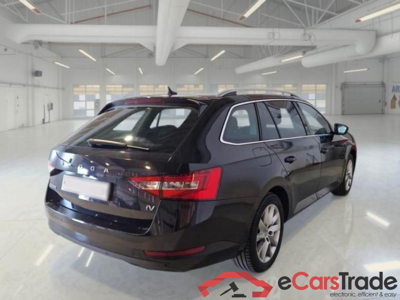 Skoda 23 SKODA SUPERB WAGON / 2019 / 5P / STATION WAGON 1.4 TSI PLUG-IN HYBRYD EXECUTIVE DSG #2