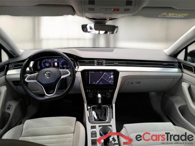 Volkswagen 10 VOLKSWAGEN PASSAT / 2019 / 5P / STATION WAGON VAR.2.0 TDI SCR EVO 110KW EXEC. BMT DSG #3