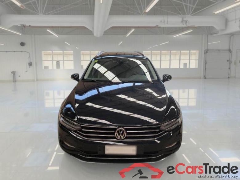Volkswagen 10 VOLKSWAGEN PASSAT / 2019 / 5P / STATION WAGON VAR.2.0 TDI SCR EVO 110KW EXEC. BMT DSG #6