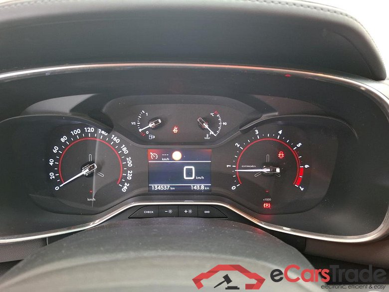 Citroen BlueHDi 130 S&S BVM6 Live CITROEN C5 Aircross / 2018 / 5P / SUV BlueHDi 130 S&S BVM6 Live #6