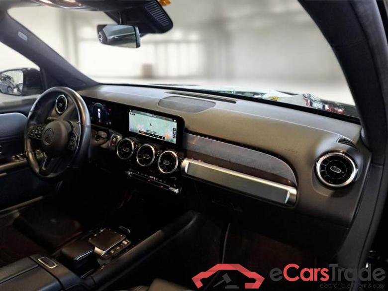 Mercedes 28 MERCEDES-BENZ GLB / 2019 / 5P / SUV GLB 180 D AUTOMATIC BUSINESS EXTRA #3