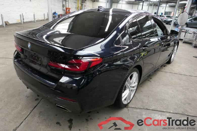 BMW 5-Serie ´16 Baureihe 5 Lim. 530 d M Sport 3.0 210KW E6d #2