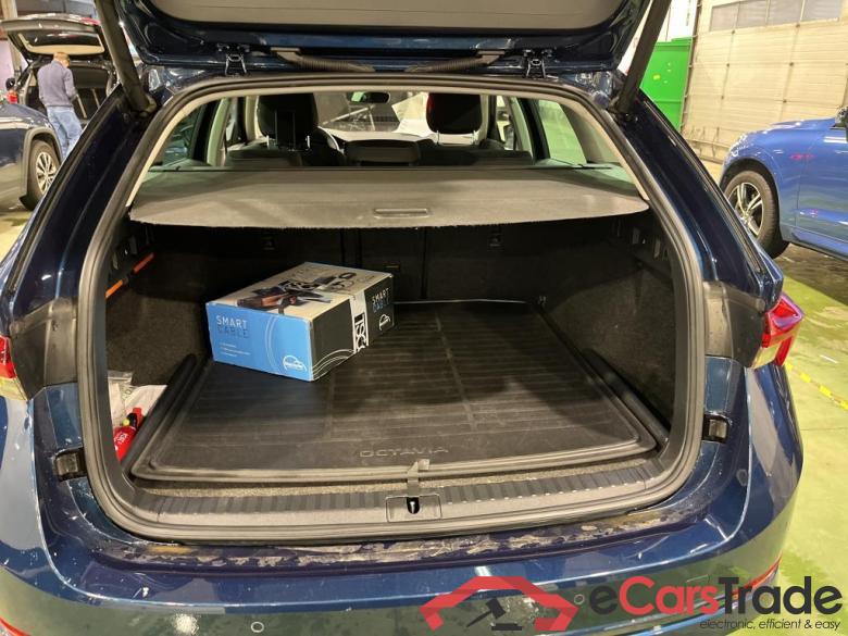 SKODA OCTAVIA COMBI 1.4 TSI PHEV 150KW DSG CLEVER+ #4