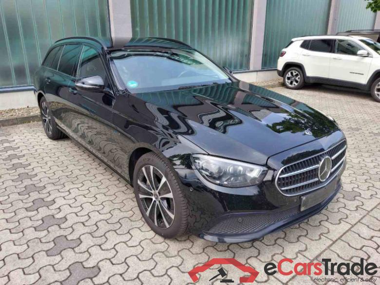 Mercedes-Benz E -Klasse T-Modell (BM 213)(06.2016->) DE - Kb5 E 300 de EU6d, T de Avantgarde 4Matic (EURO 6d), (Facelift) 2020 - 2023 #2
