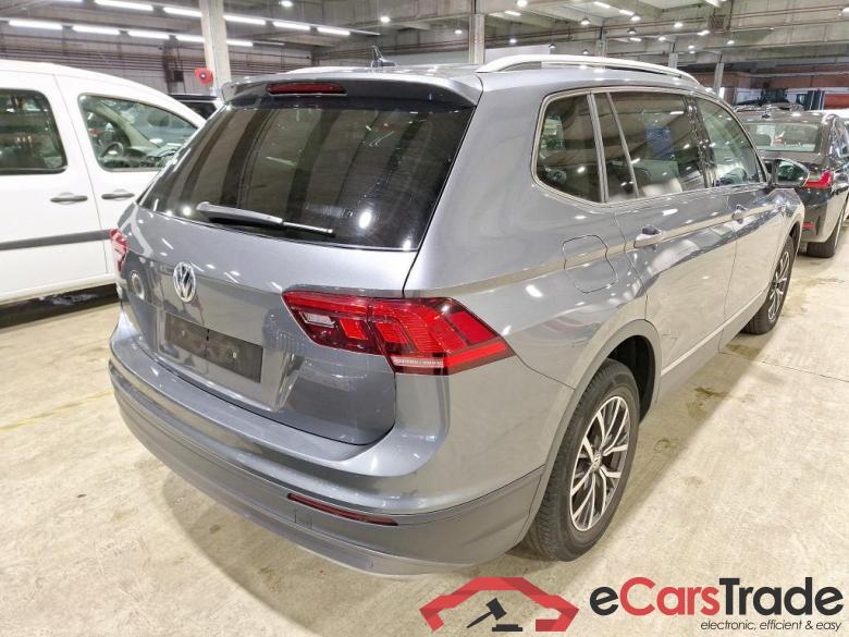VOLKSWAGEN Tiguan 2.0 TDI COMFORTLINE DSG #4