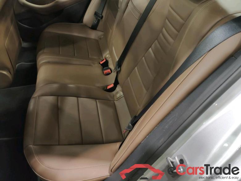 MERCEDES-BENZ CLASS E DIESEL (W213) E 200 d Business Solution STOCK #3