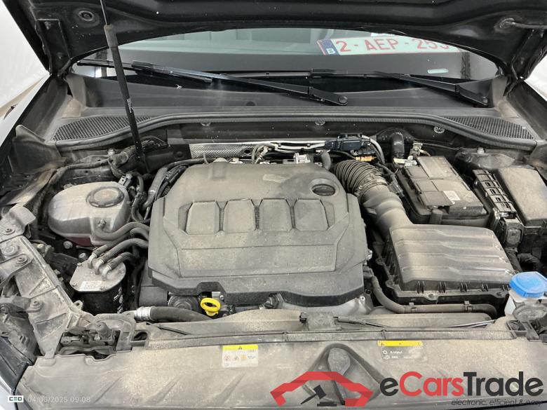 AUDI Q2 2.0 30 TDI S TRONIC ADVANCED BUSINESS ED Business Plus 2x USB rear #6