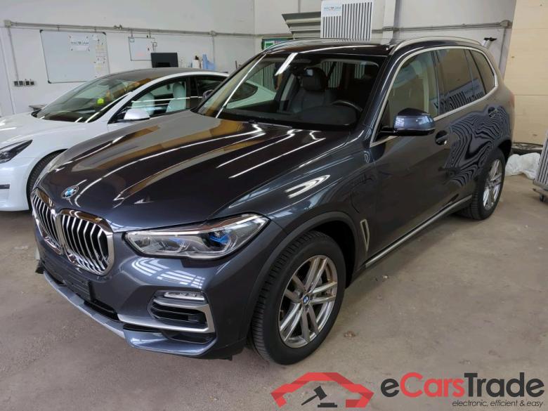 BMW X5 ´18 Baureihe X5 xDrive 45 e xLine 3.0 290KW AT8 E6d #1