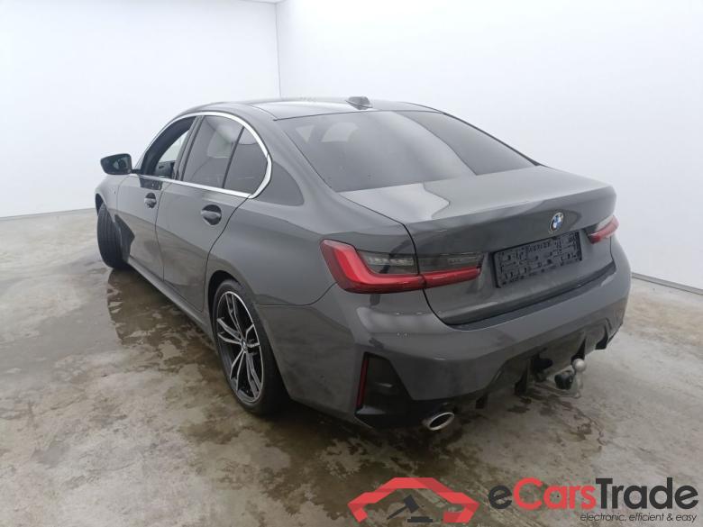 BMW 3 Reeks Berline 318i (115 kW) 4d #3