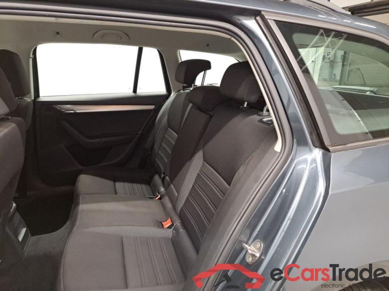 Skoda Octavia Combi 1.6 CRTDI GreenTec 85kW Ambition 5d #6