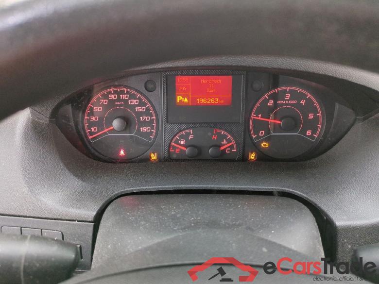 Citroen 30 L1H2 BlueHDi 140 S&S BVM6 Driver CITROEN Jumper / 2014 / 4P / Fourgon tôlé 30 L1H2 BlueHDi 140 S&S BVM6 Driver #6