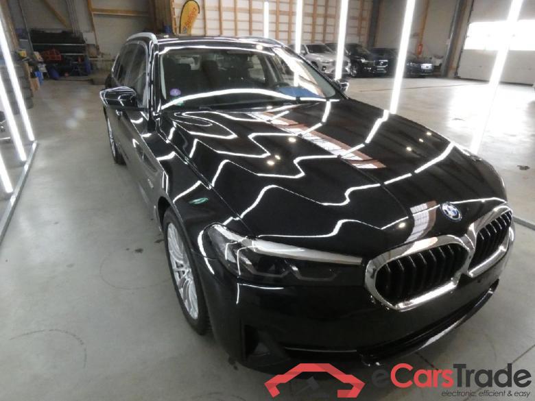 BMW 5-Serie Touring ´16 Baureihe 5 Touring 530 e xDrive 2.0 215KW AT8 E6d #2