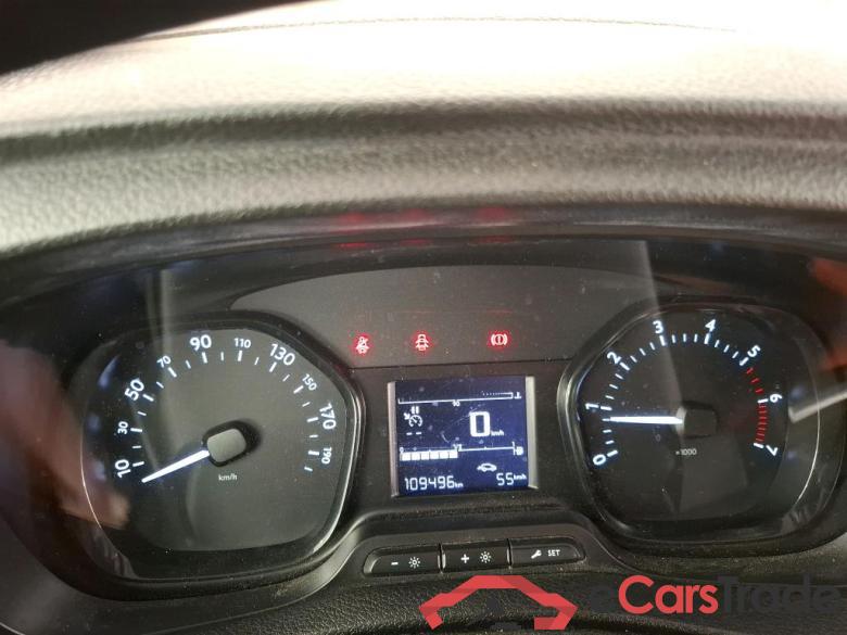 Peugeot 1.5 BLUEHDI 120 S&S STANDARD PREMIUM PEUGEOT Expert / 2016 / 4P / Fourgon tôlé 1.5 BLUEHDI 120 S&S STANDARD PREMIUM #6