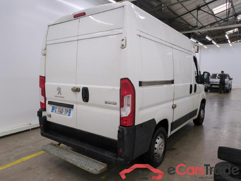 Peugeot BLUEHDI 110 PREMIUM PA 333 L1H2 PEUGEOT Boxer VU 4p Fourgon BLUEHDI 110 PREMIUM PA 333 L1H2 #3