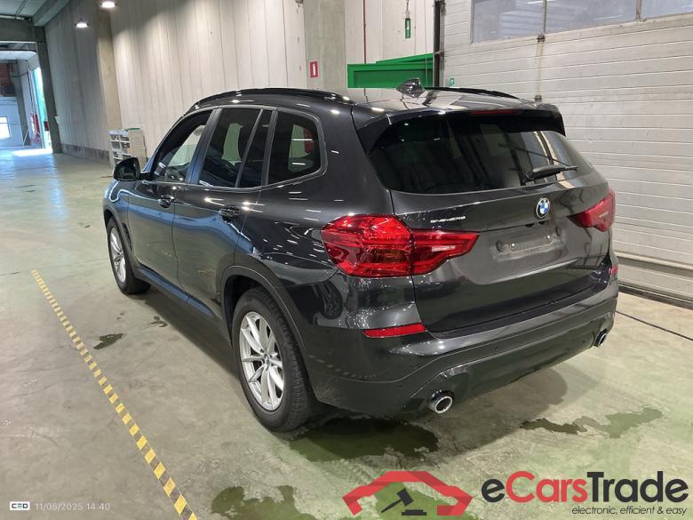 BMW X3 DIESEL - 2018 2.0 dA sDrive18 AdBlue #3