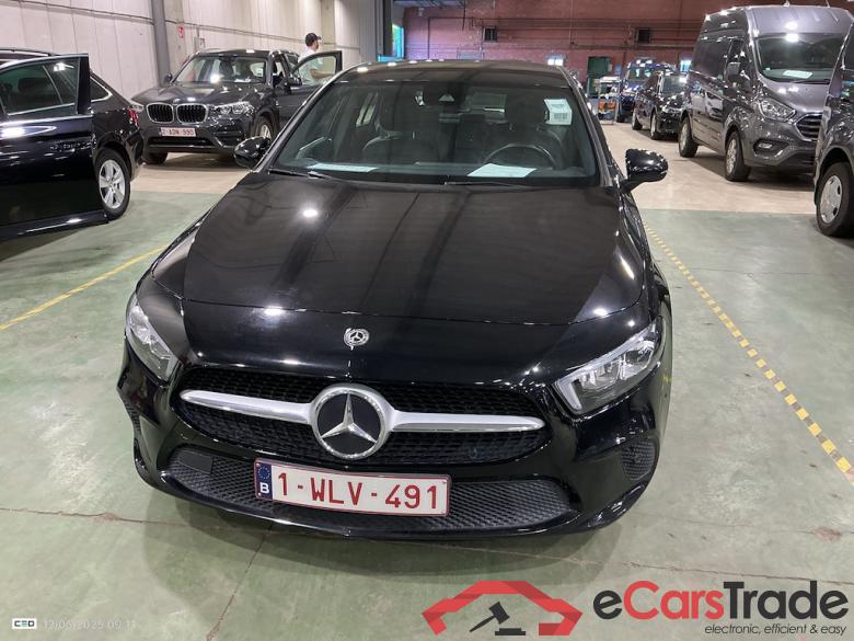 MERCEDES-BENZ CLASSE A DIESEL (W177) A 180 d Launch Edition (EU6d-TEMP) STOCK #1