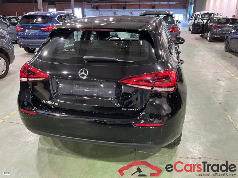 MERCEDES-BENZ CLASSE A DIESEL (W177) A 180 d Launch Edition (EU6d-TEMP) STOCK #5