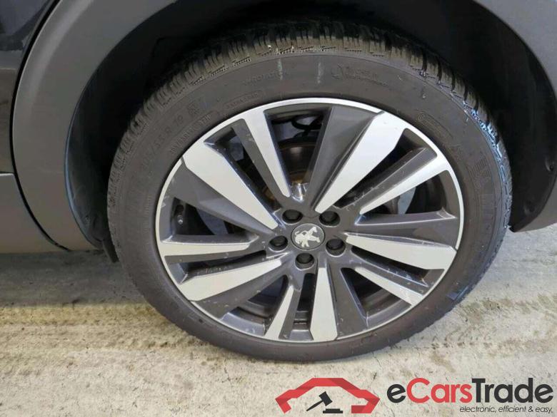 PEUGEOT 5008 1.2 PureT. GT-Line A #4