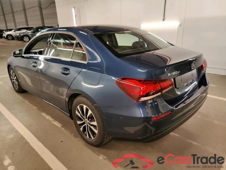 Mercedes A-Klasse Limousine A-Klasse Limousine A 180 d DCT Business Solution 85kW/116pk  4D/P Auto-7 #3