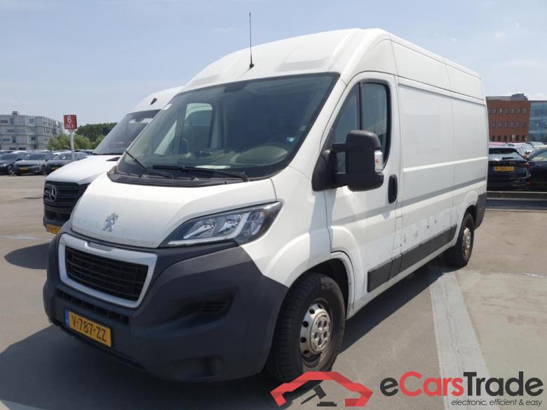 PEUGEOT Boxer GB 335 L2H2 160 BlueHDi Premium 4D 120kW #1