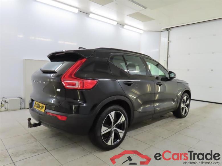 VOLVO XC40 Recharge P8 AWD RDes #2