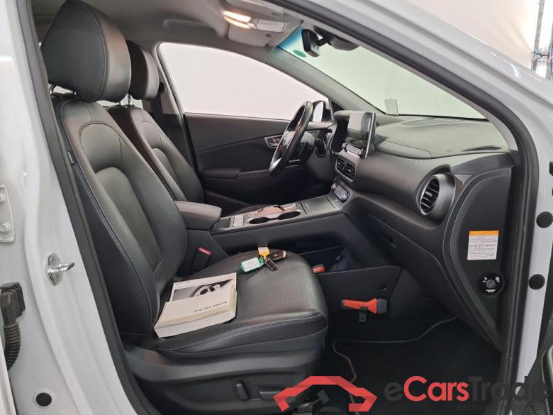 Hyundai Kona '17 Hyundai KONA Premium Electric 64 kWh 5d #3