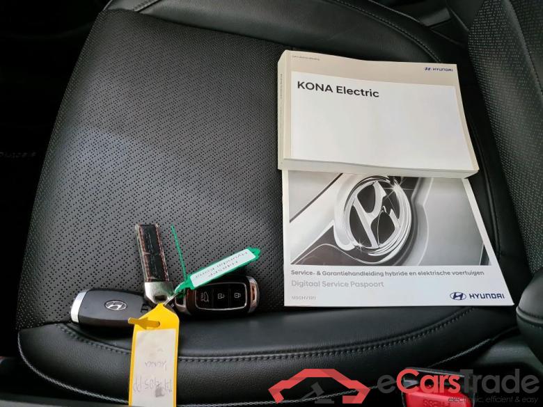 Hyundai Kona '17 Hyundai KONA Premium Electric 64 kWh 5d #4