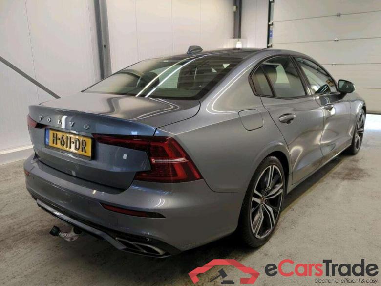VOLVO S60 2.0 T4 R-Design #2