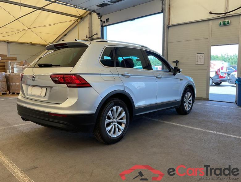 VOLKSWAGEN Tiguan 1.4 TSI 92 kW (125 ch) 6 vitesses manuel #2