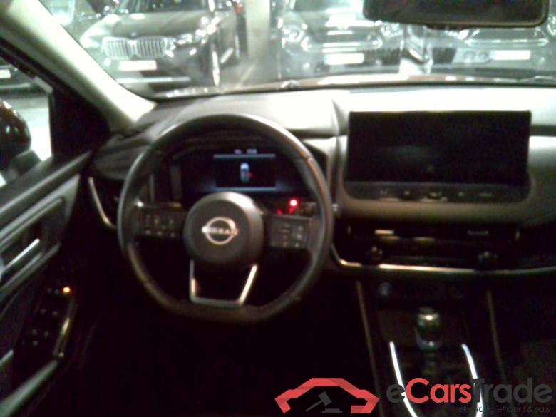 QASHQAI MY23 Mild-Hybrid 140 MT 2WD N-connecta  Design Pack #5
