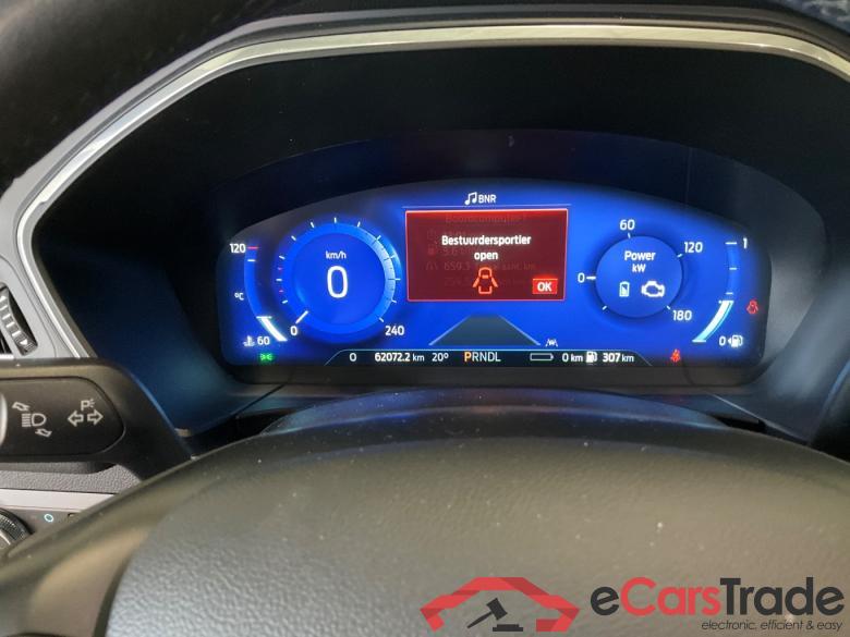 FORD Kuga 2.5 PHEV Titanium #6
