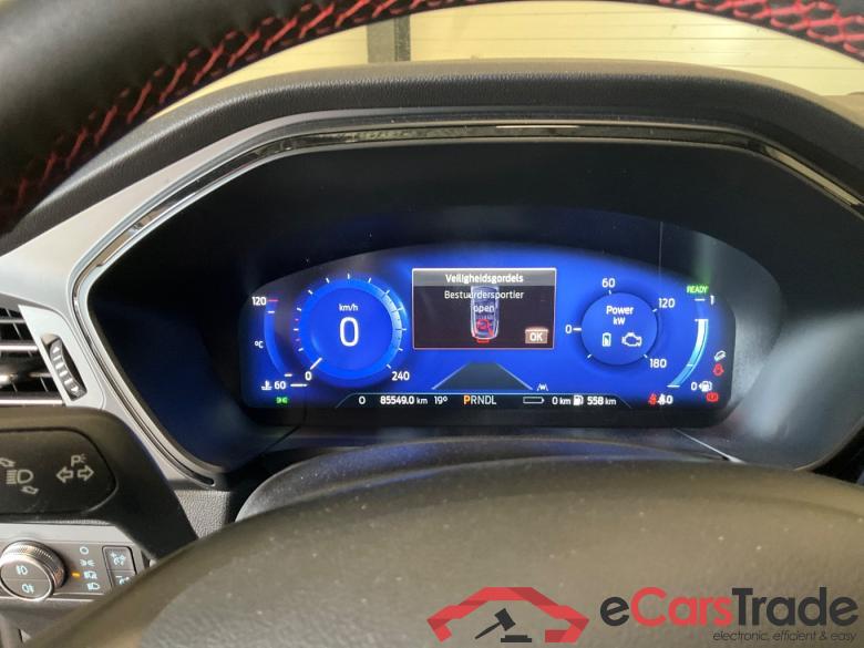 FORD Kuga 2.5 PHEV ST-Line #6