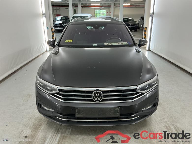 VOLKSWAGEN PASSAT VARIANT 2.0 TDI 90KW MSQ VARIANT STYLE BUSINESS #1