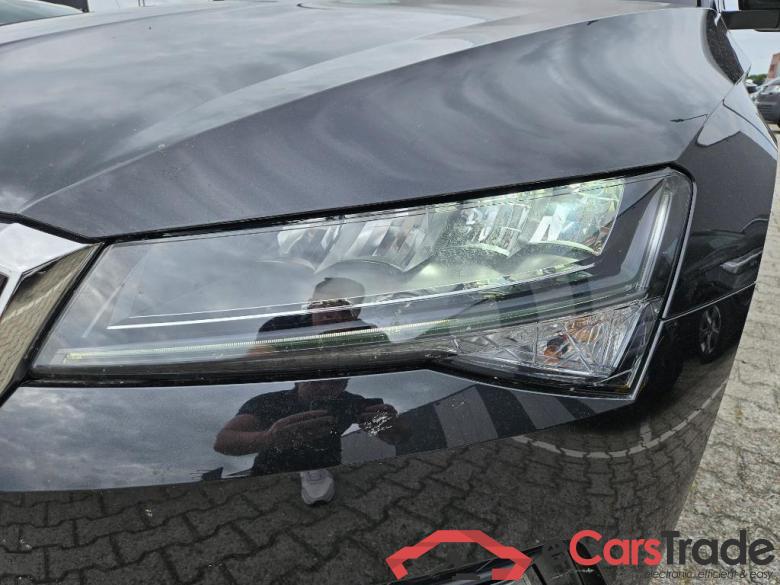 SKODA Superb Combi 110 kW #4
