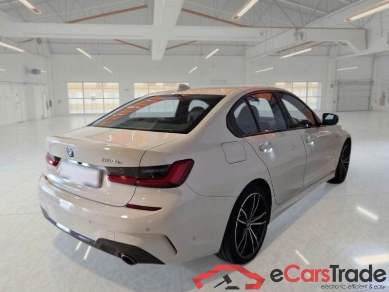 BMW 54 BMW SERIE 3 / 2018 / 4P / BERLINA 330E MSPORT AUT. #2