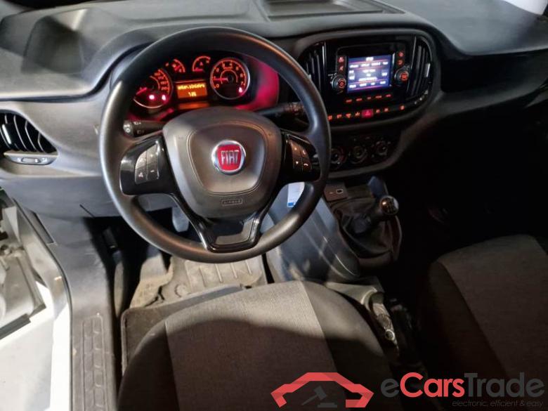 Fiat 48 FIAT DOBLÒ CARGO / 2014 / 4P / VETT. FURGONATA CH1 LOUNGE 1.3 MJET 95CV E6D SeS #3