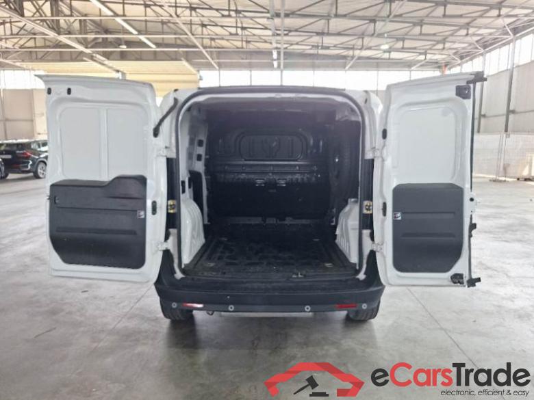 Fiat 8 FIAT DOBLÒ CARGO 2015 4 PORTE CARGO 1.4 T-JET NAT.POWER SX 3POSTI EU6 #5