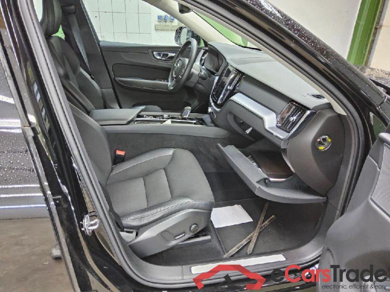 Volvo XC60 ´17 XC60 Momentum Pro 2WD 2.0 B4 145KW E6d #4