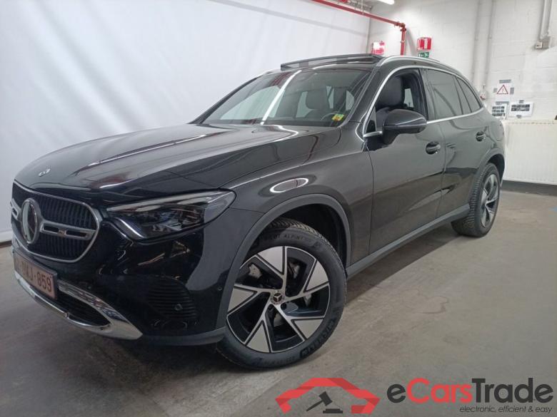 Mercedes-Benz GLC GLC 300 e 4MATIC Luxury Line 5d #3
