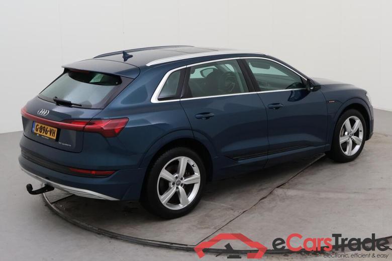 AUDI e-tron  #6