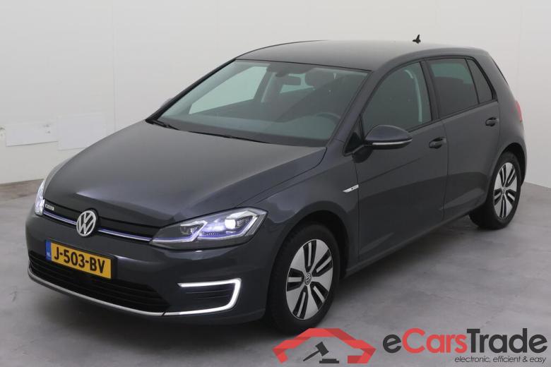 VOLKSWAGEN e-Golf  #1