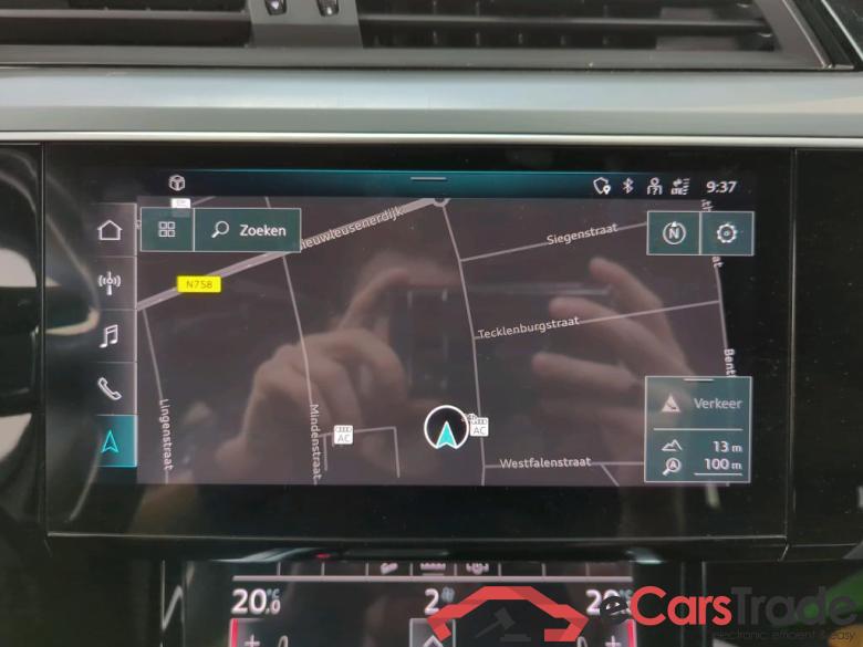 AUDI e-tron  #2