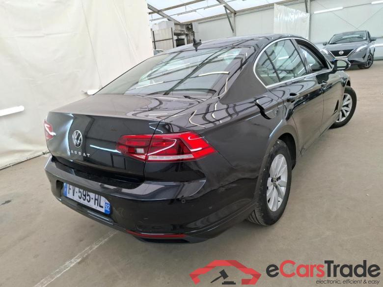 Volkswagen 1.6 TDI 120 DSG7 BUSINESS Passat Berline Business 2.0 TDI 120CV E6d #3