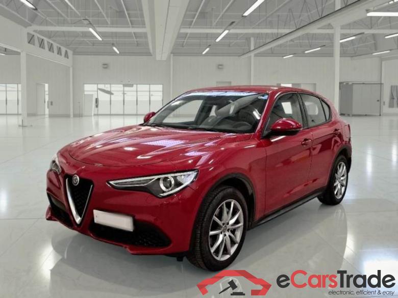 AlfaRomeo 28 ALFA ROMEO STELVIO / 2017 / 5P / SUV 2.2 TURBO DIESEL 190CV AT8 Q4 EXECUTIVE #1
