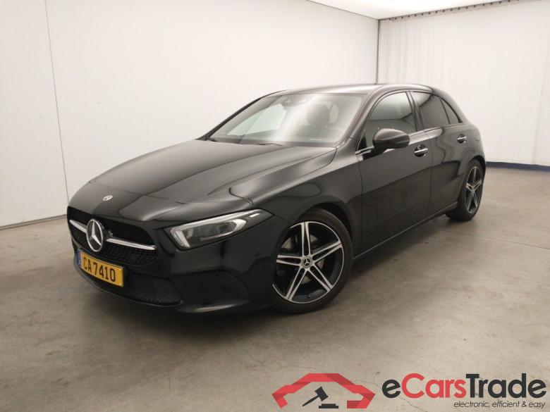 MERCEDES CLASSE A DIESEL (W177) A 220 d 190 5d Auto #4