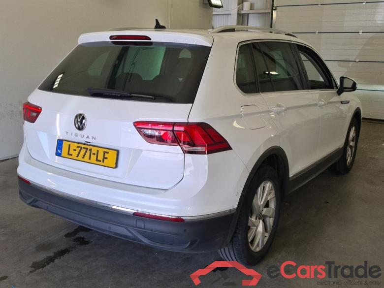 Volkswagen Tiguan FL'20 Volkswagen Tiguan 1.5 TSI 96kW Life Business 5d #2