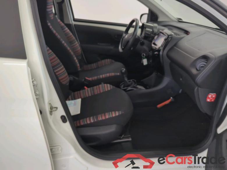 Citroen C1 '14 Citroën C1 VTi 72 S&S Feel 5d #3